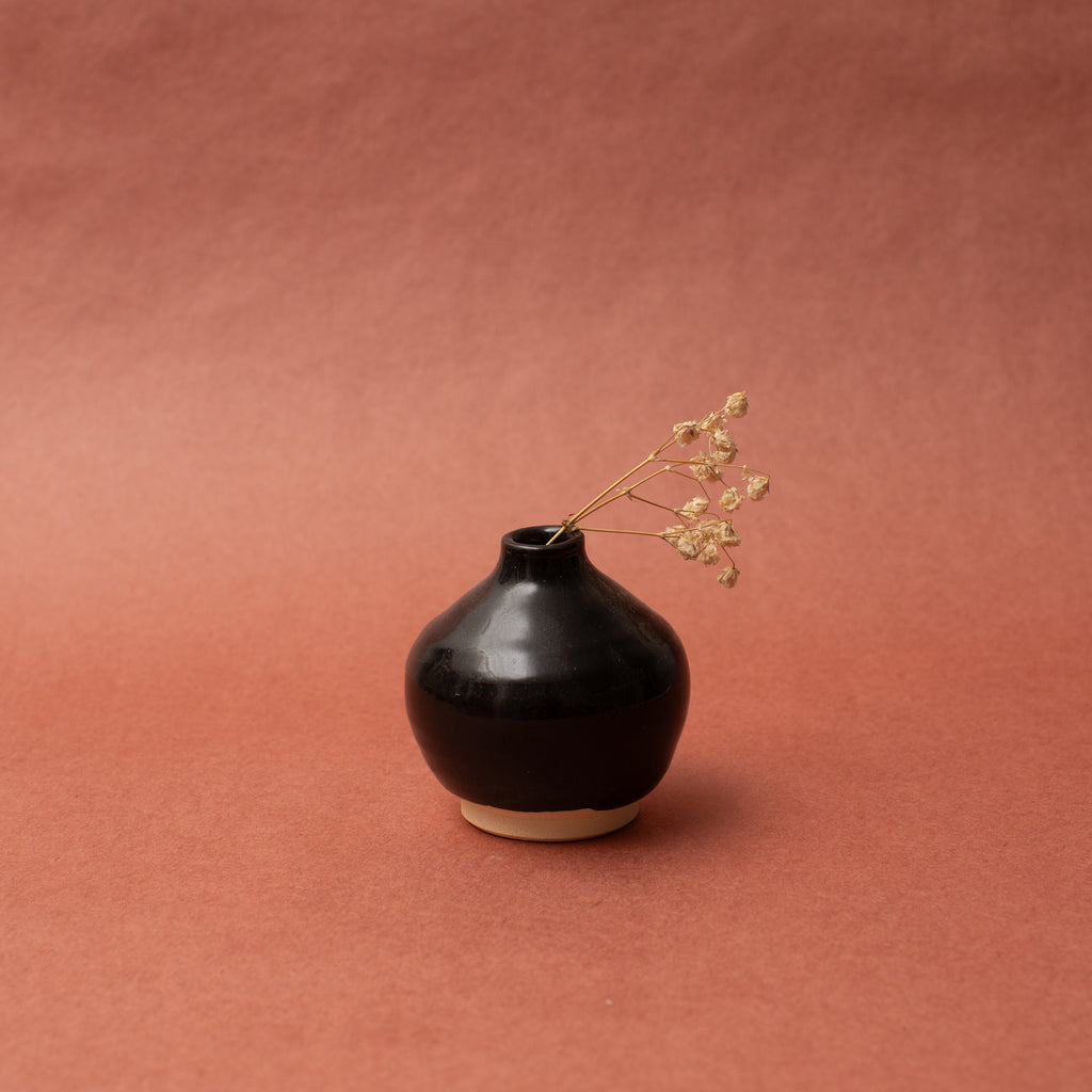 Onyx Bud Vase